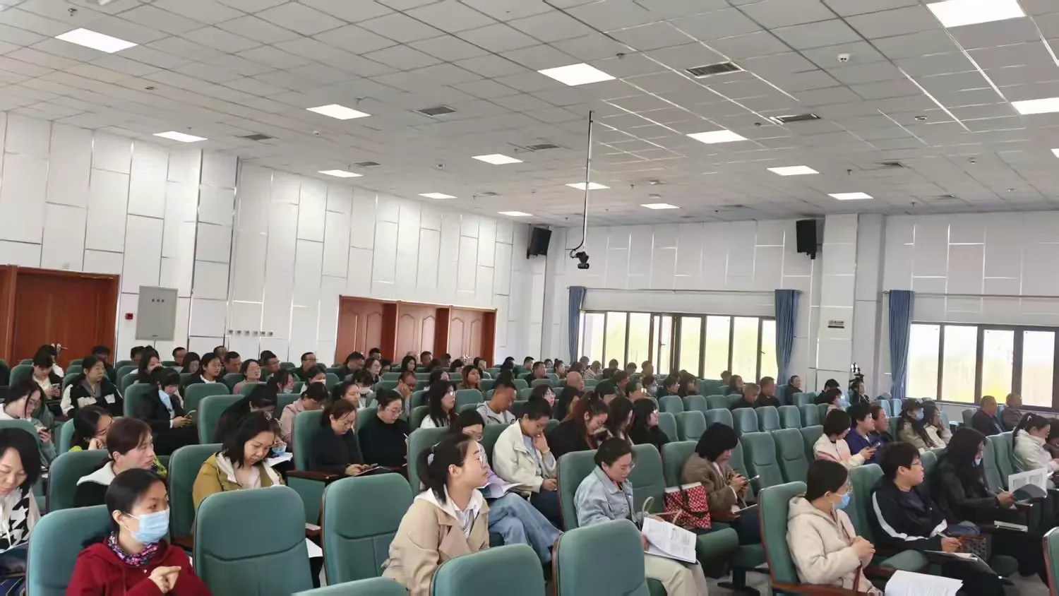 3d097a9d608c4fb18149b94f17493fc5__transed__jpg.heic~tplv-flrovnc8r8-s2-cC-q_0_0_0_0_q80.jpg